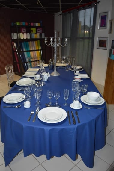 Table Ovale 16 / 18 Personnes